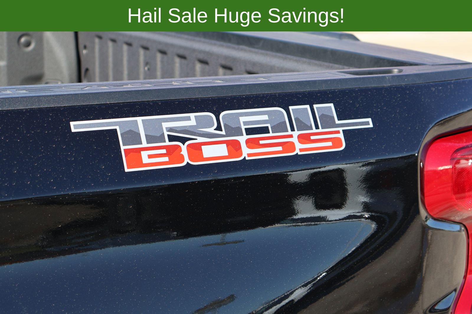Used 2025 Chevrolet Silverado 1500 Custom Trail Boss AWD/4WD image 3