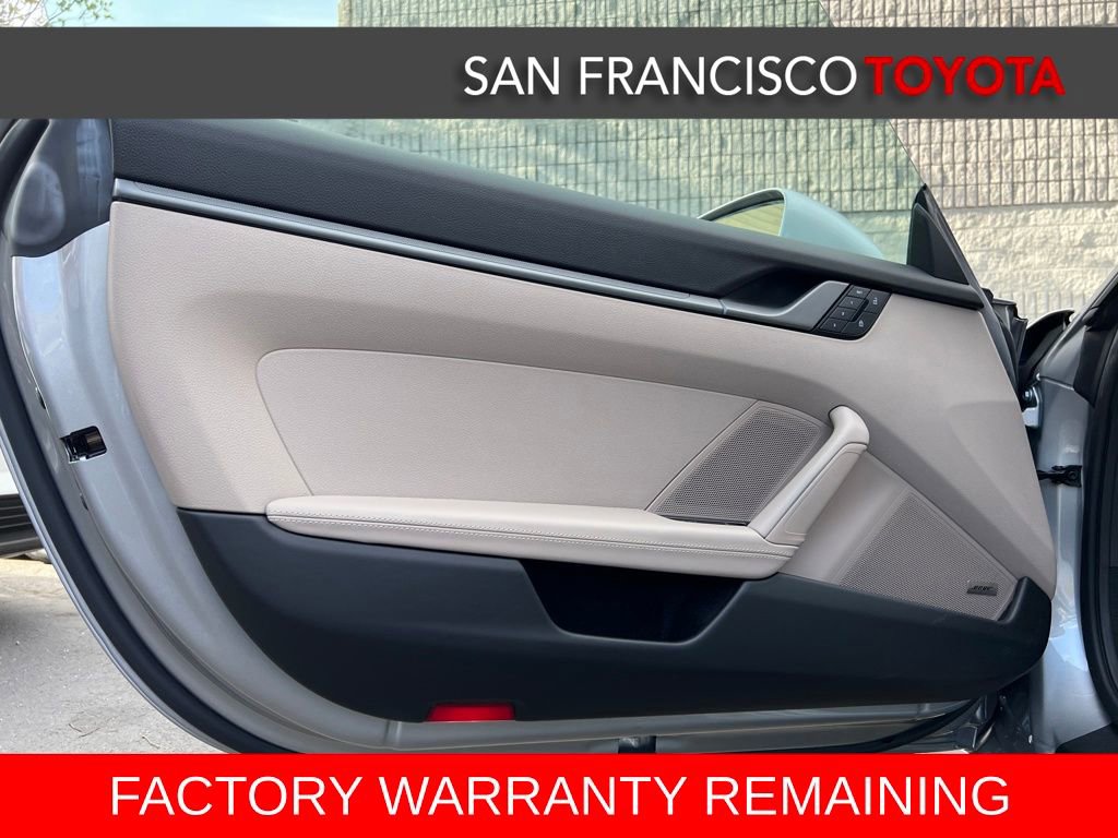 Used 2025 Porsche 911 Carrera image 38