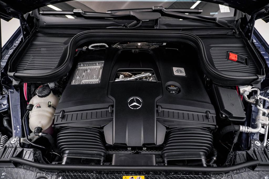 Used 2026 Mercedes-Benz Maybach GLS 600 4MATIC image 43