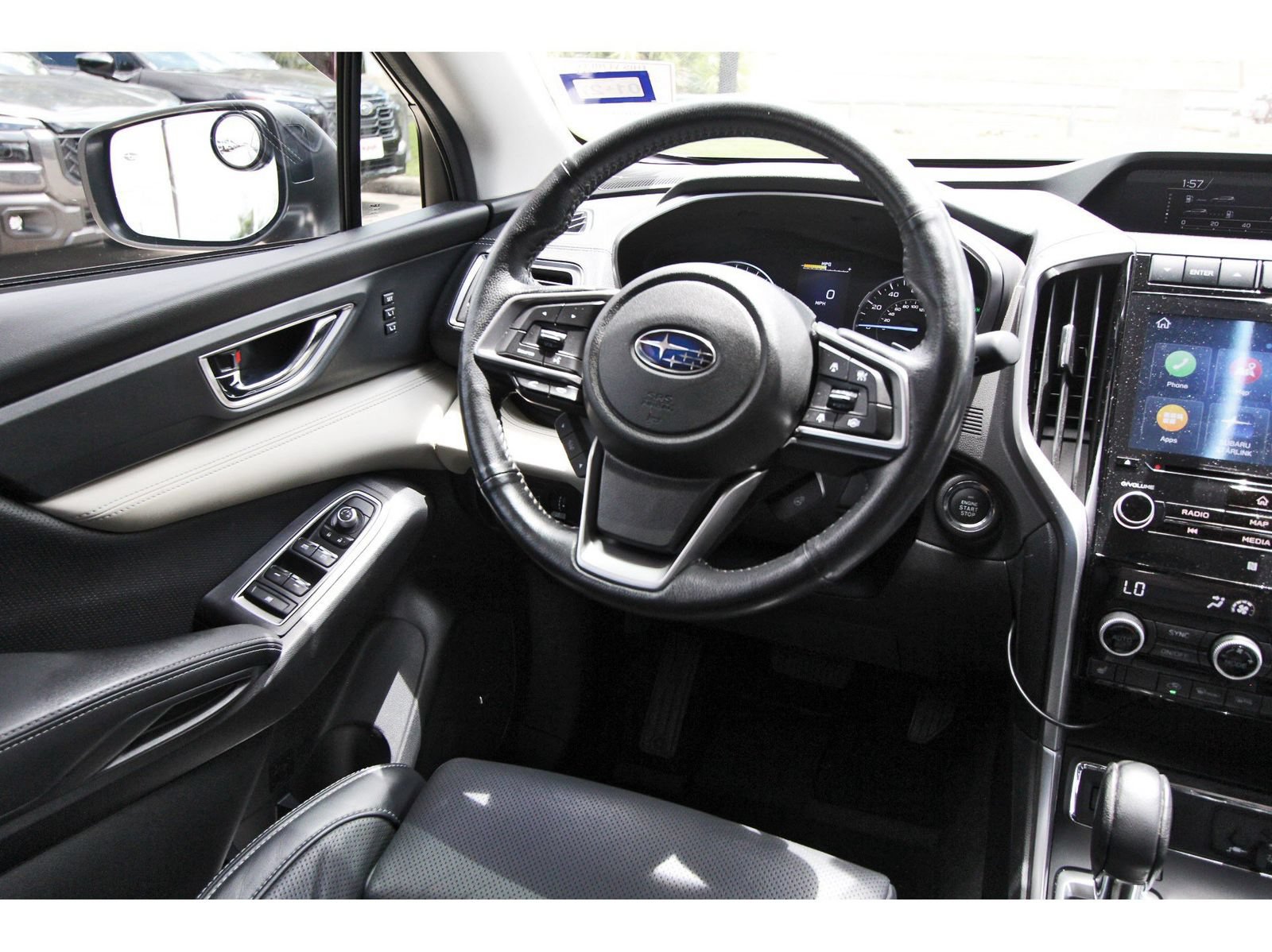Used 2022 Subaru Ascent Limited w/ Technology Package AWD/4WD image 8