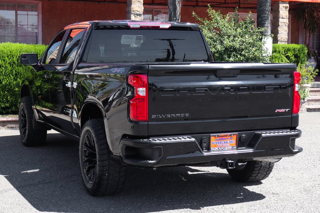 Used 2023 Chevrolet Silverado 1500 RST AWD/4WD image 6