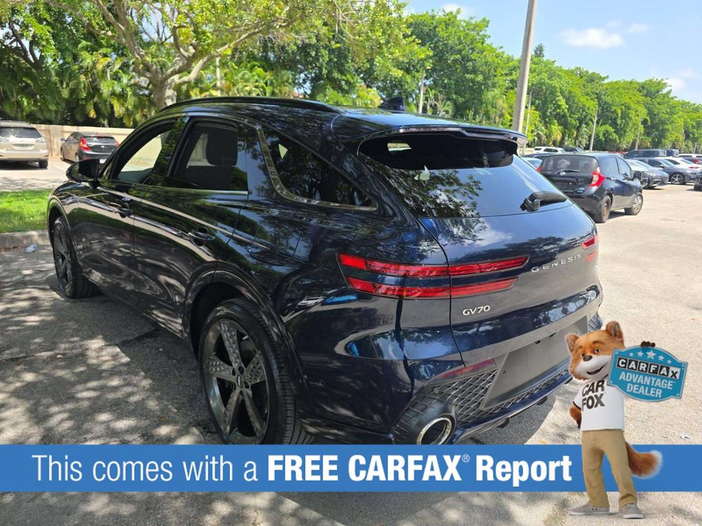 Used 2023 Genesis GV70 2.5T w/ Sport Prestige Package AWD/4WD image 3