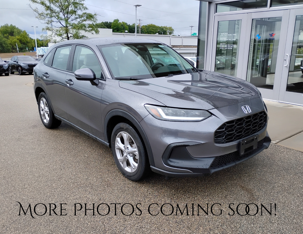 Used 2024 Honda HR-V LX image 1
