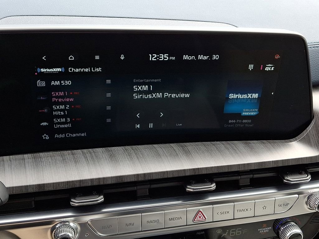 Used 2025 Kia Telluride SX w/ SX Captain's Chair Package image 18