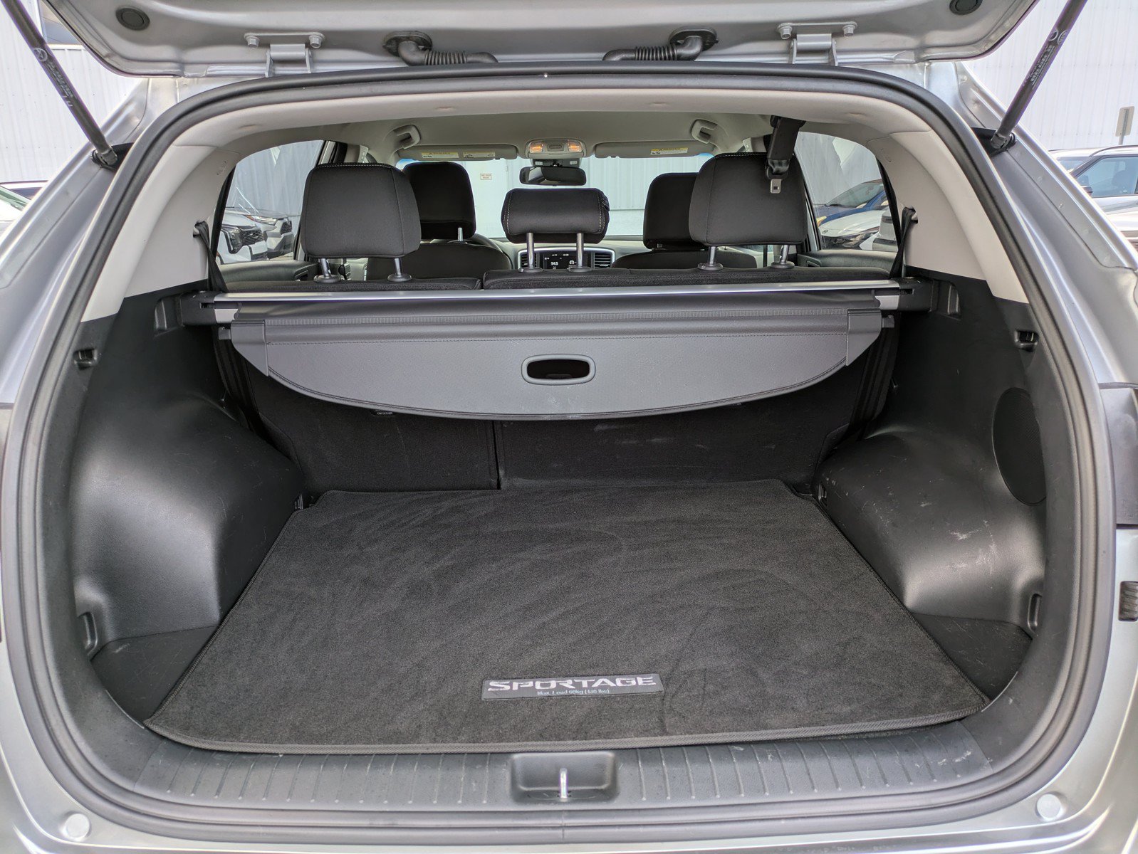 Certified 2021 Kia Sportage LX FWD image 10