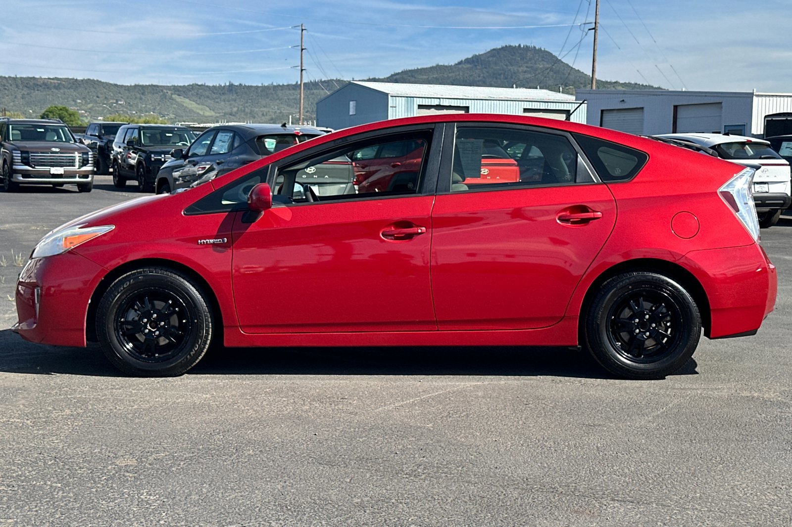 Used 2015 Toyota Prius Two FWD image 7
