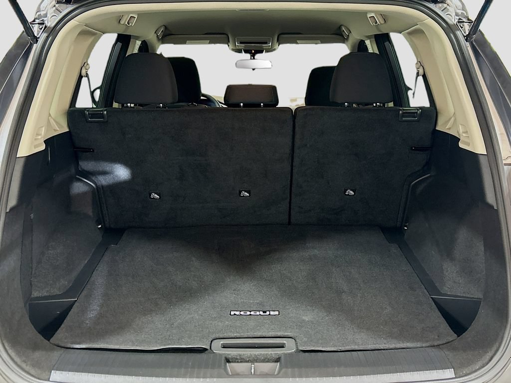 Used 2023 Nissan Rogue S FWD image 22