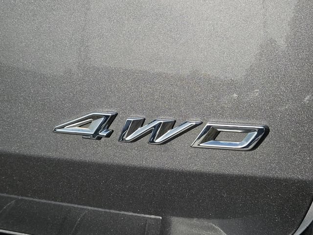 Used 2022 Ford Explorer Platinum w/ Equipment Group 601A AWD/4WD image 9