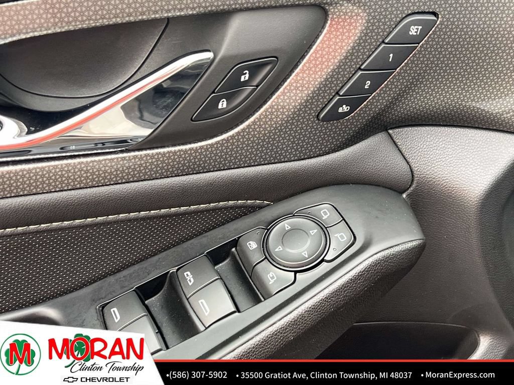 Certified 2023 Chevrolet Traverse Premier w/ LPO, Floor Liner Package AWD/4WD image 17