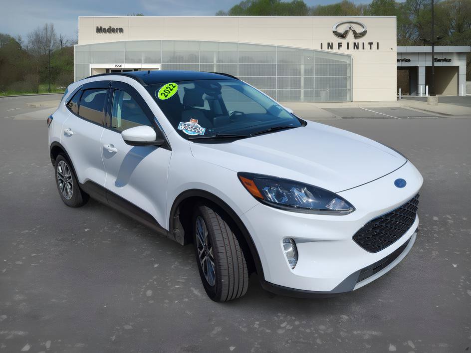 Used 2022 Ford Escape SEL w/ Technology Package FWD image 2