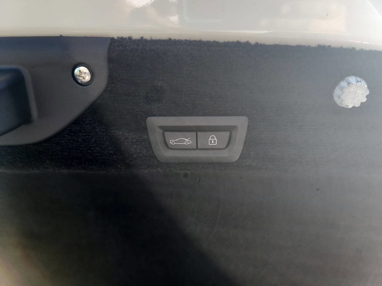 Used 2015 Rolls-Royce Ghost image 39