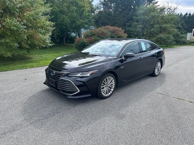 Used 2021 Toyota Avalon Limited w/ Advanced Safety Package FWD image 7