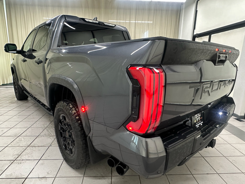 Used 2024 Toyota Tundra Limited AWD/4WD image 9