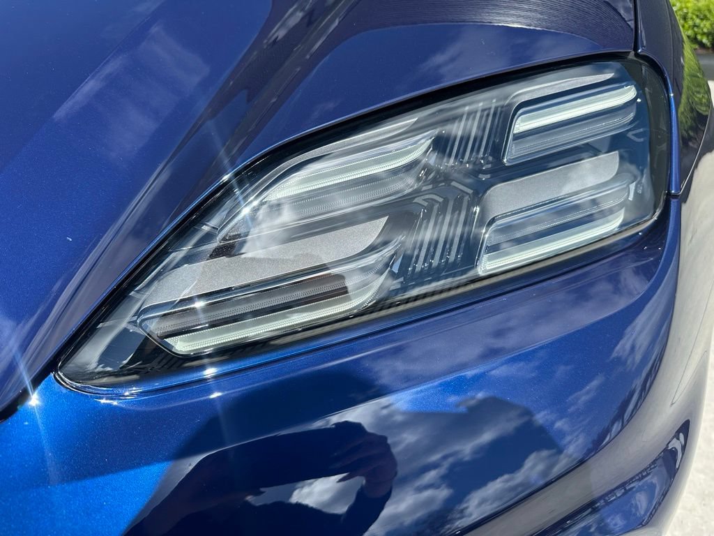 Used 2026 Porsche Macan Electric RWD image 13