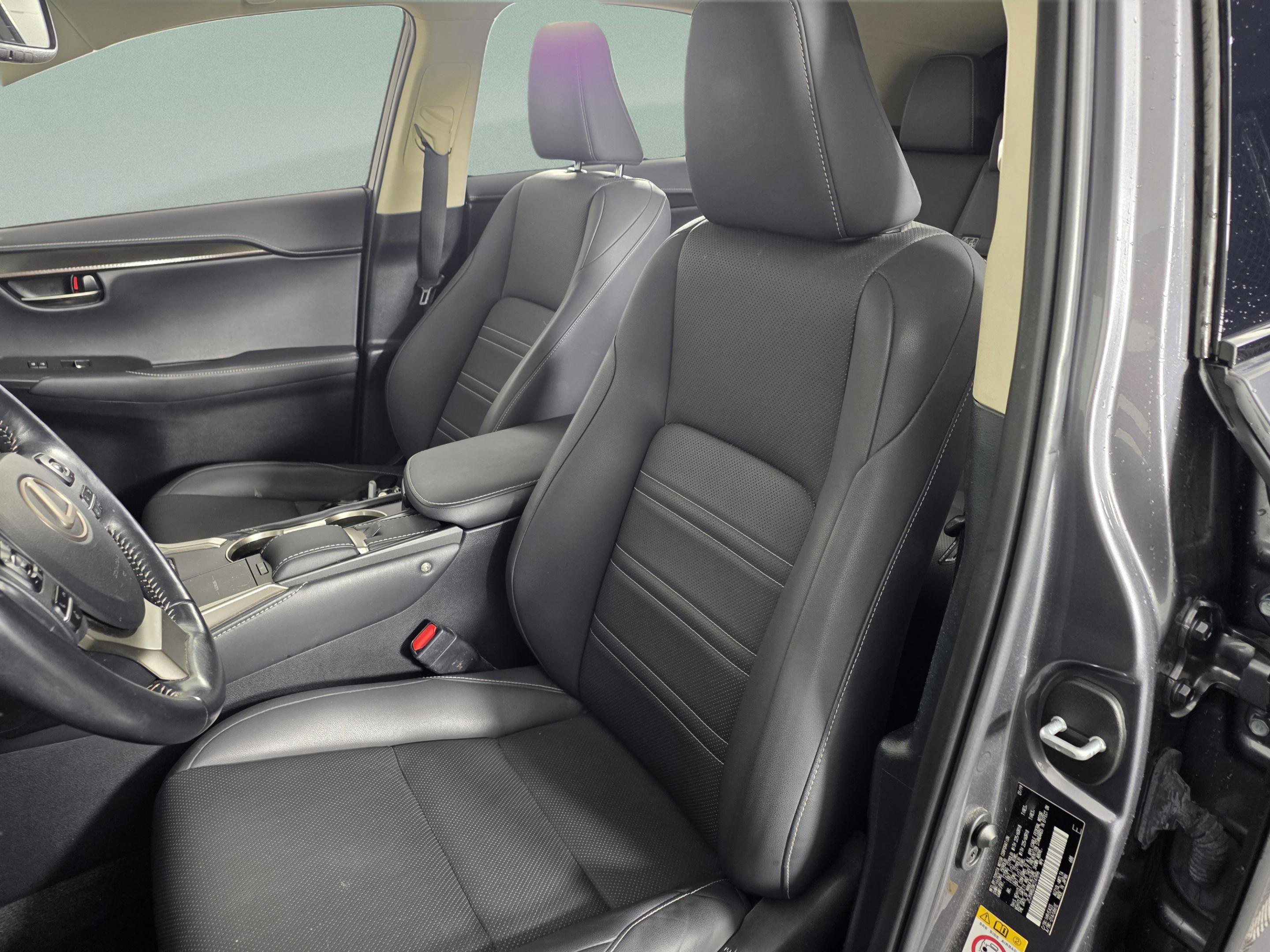 Used 2019 Lexus NX 300 FWD image 11