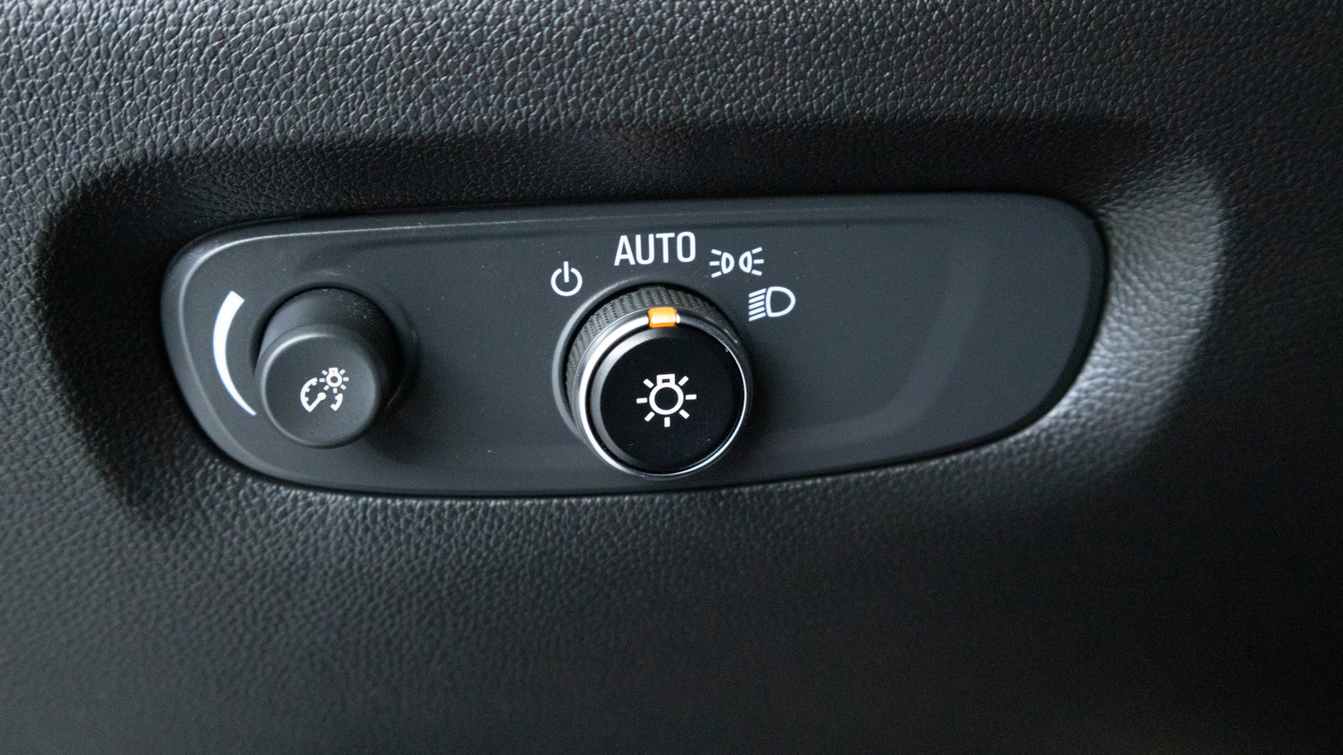 Used 2023 Chevrolet Traverse LT AWD/4WD image 24