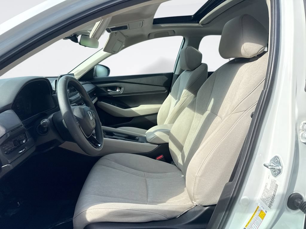 Used 2023 Honda Accord EX image 13