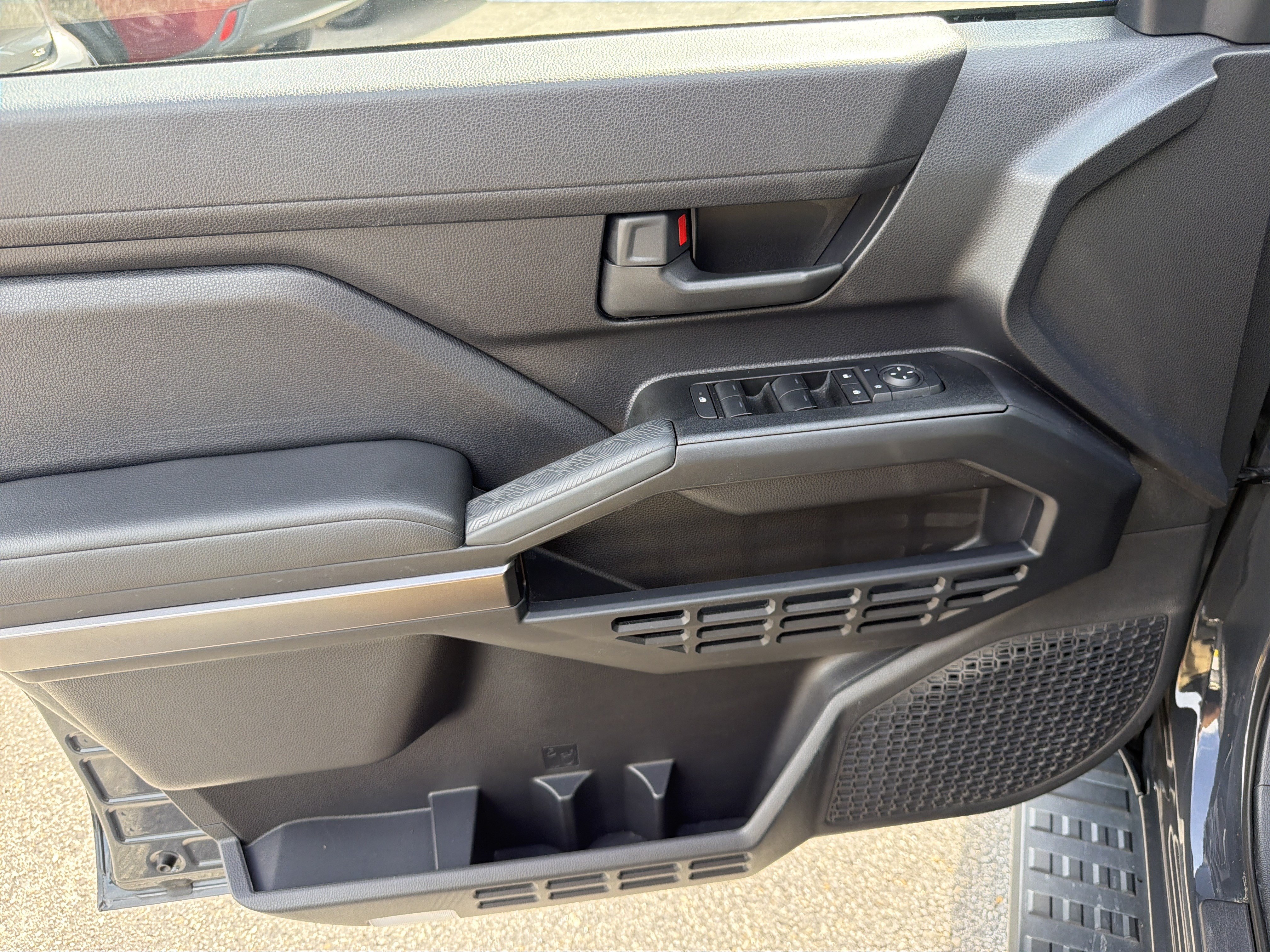 Certified 2025 Toyota 4Runner SR5 RWD image 19