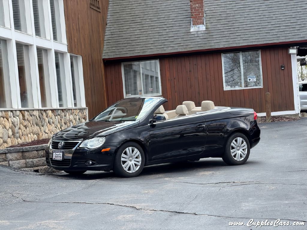 Used 2008 Volkswagen Eos 2.0T FWD image 2