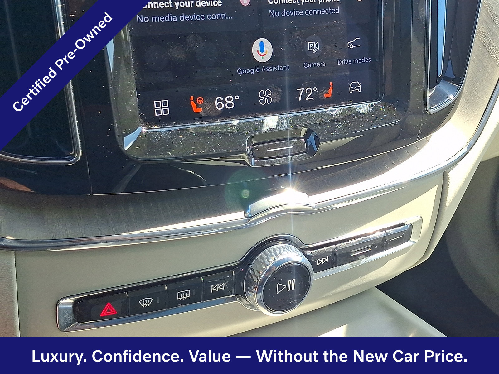 Certified 2023 Volvo XC60 B5 Plus w/ Climate Package AWD/4WD image 17