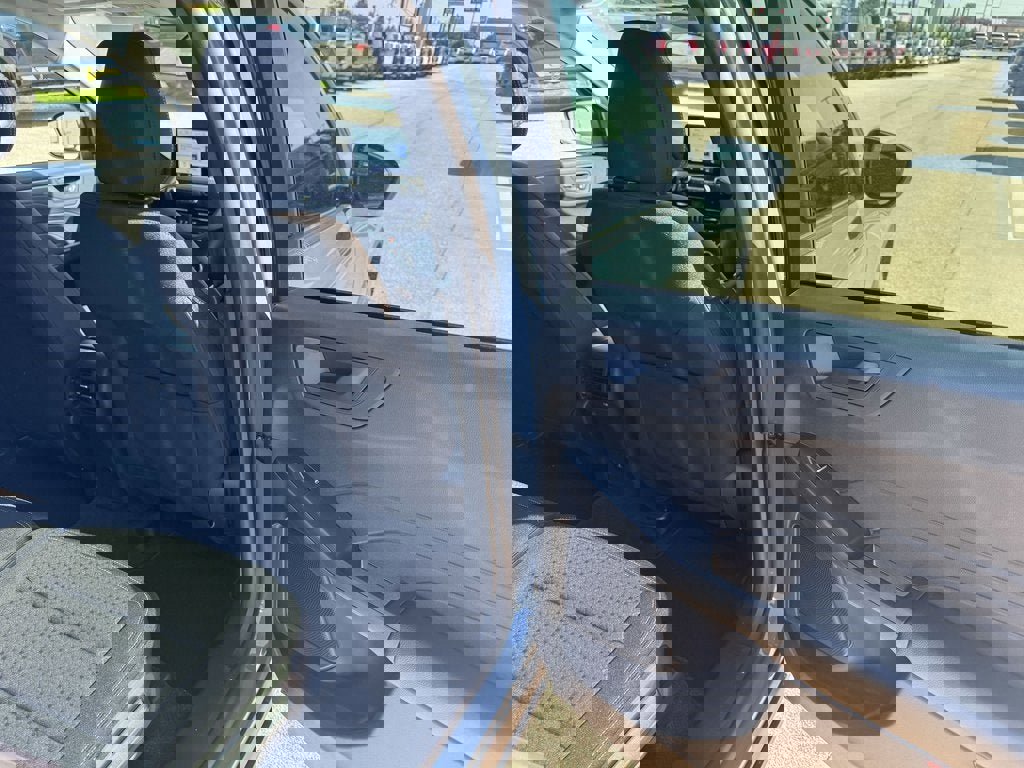 New 2025 Ford Escape Active image 15