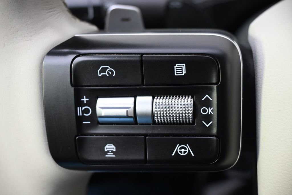 Used 2025 Hyundai Santa Fe SEL image 34
