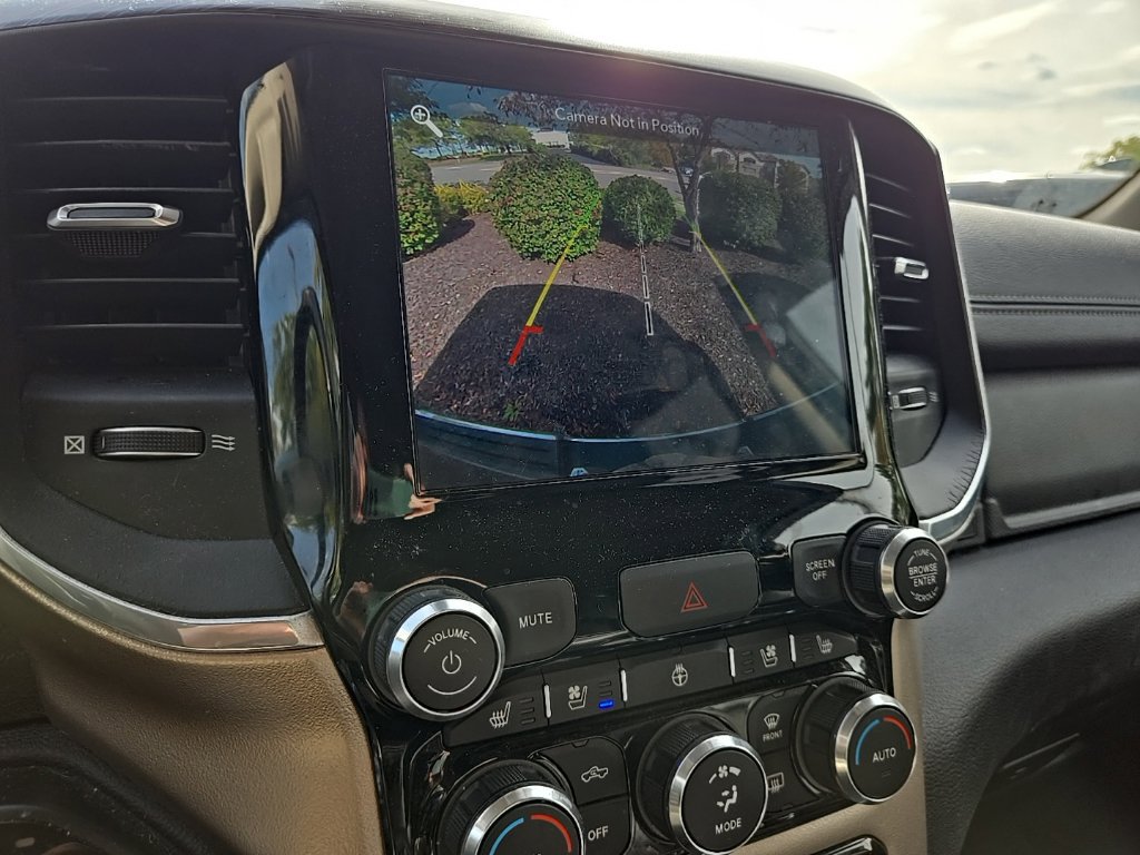 Used 2019 RAM 1500 Laramie AWD/4WD image 22