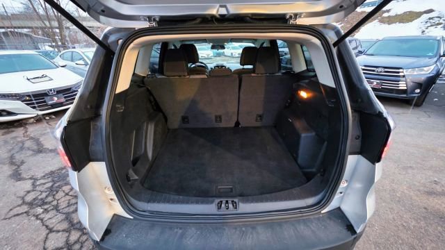 Used 2017 Ford Escape SE w/ Equipment Group 201A image 53