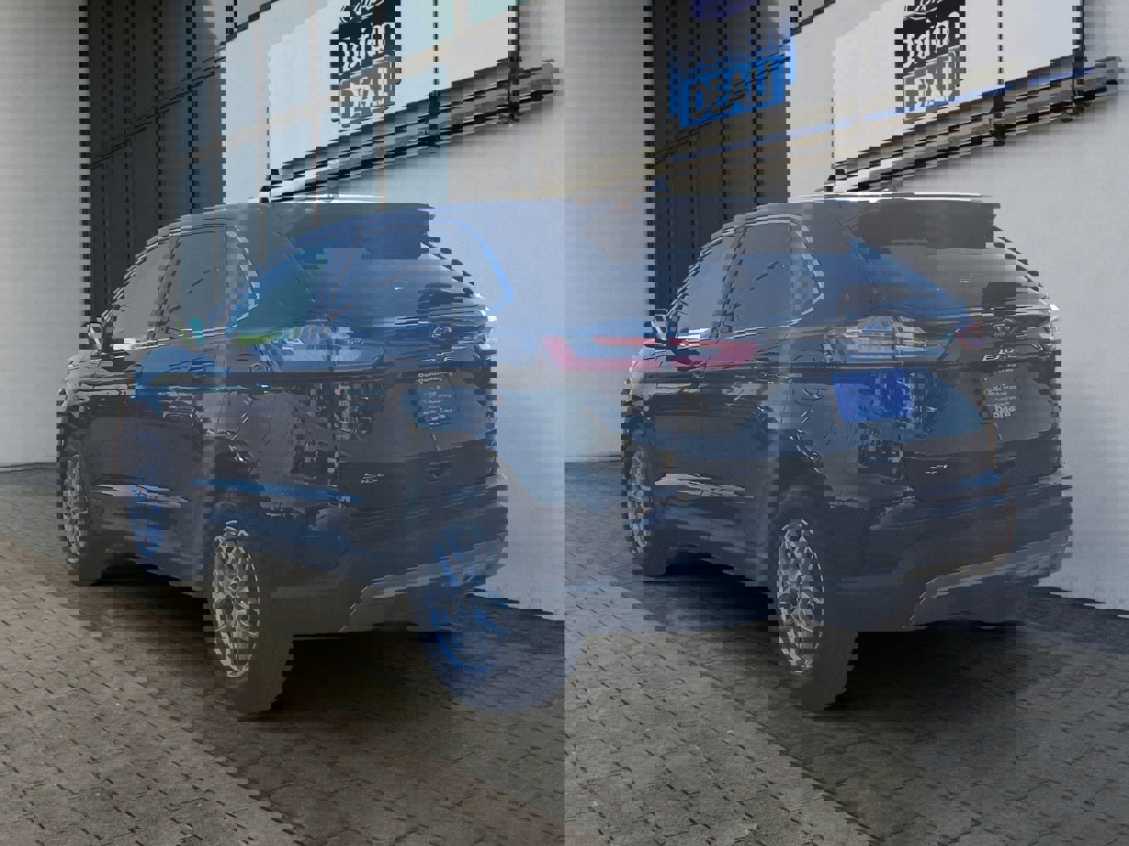 Certified 2024 Ford Edge SEL w/ Convenience Package image 5