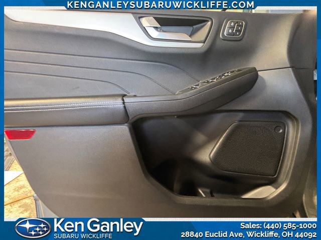 Used 2022 Ford Escape SEL w/ Technology Package FWD image 10