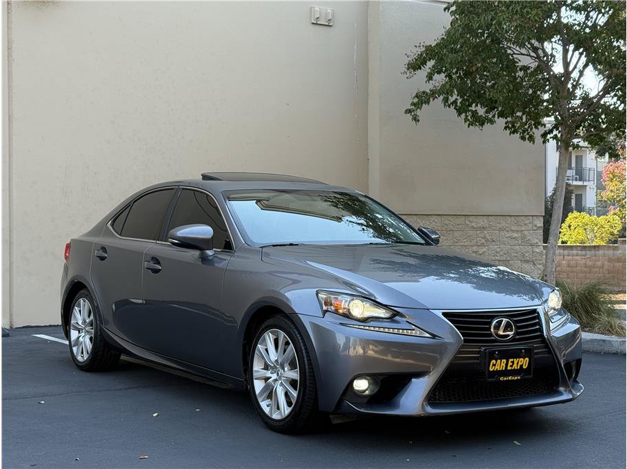 Used 2015 Lexus IS 250 RWD image 3