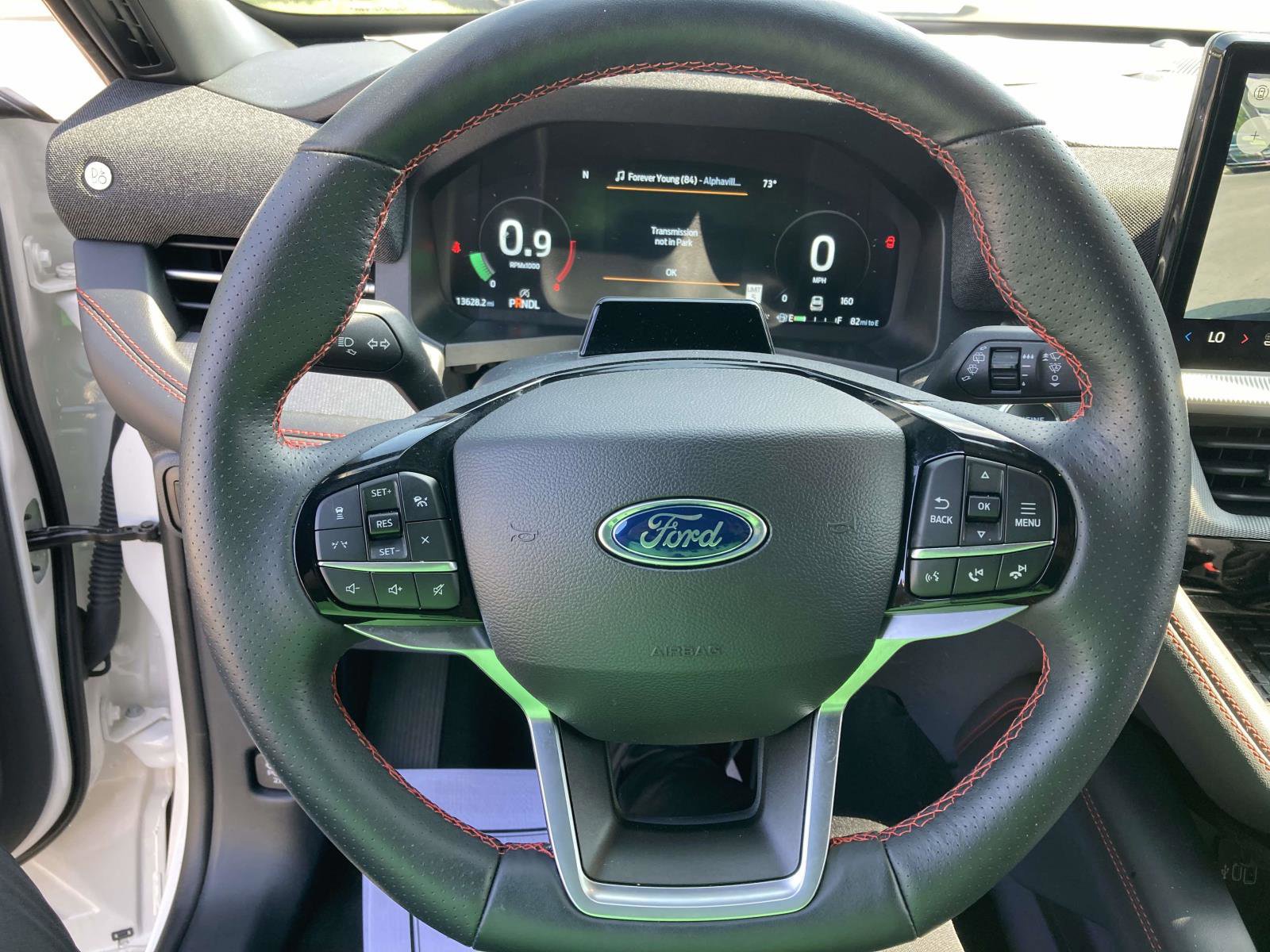 Used 2025 Ford Explorer ST-Line w/ Premium Package image 33