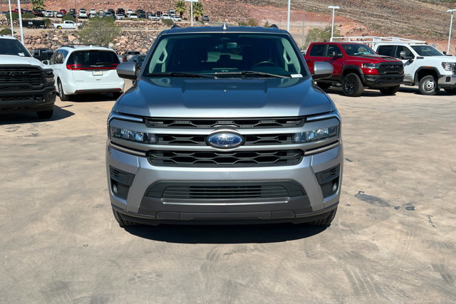 Used 2024 Ford Expedition Max XLT image 8
