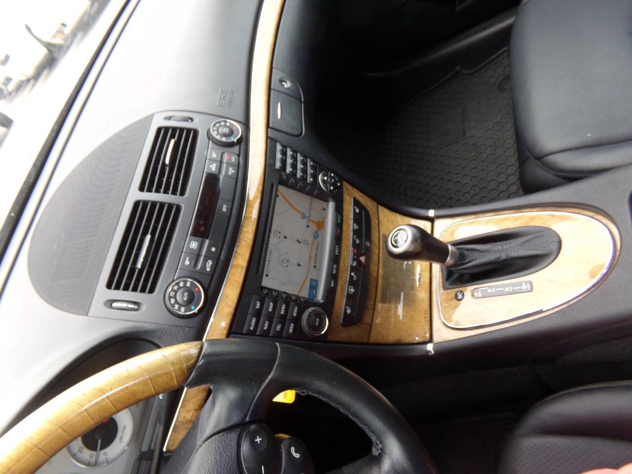 Used 2008 Mercedes-Benz E 350 4MATIC Sedan image 50