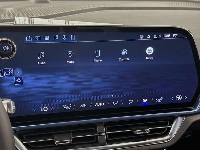 New 2026 Chevrolet Equinox EV LT AWD/4WD image 15