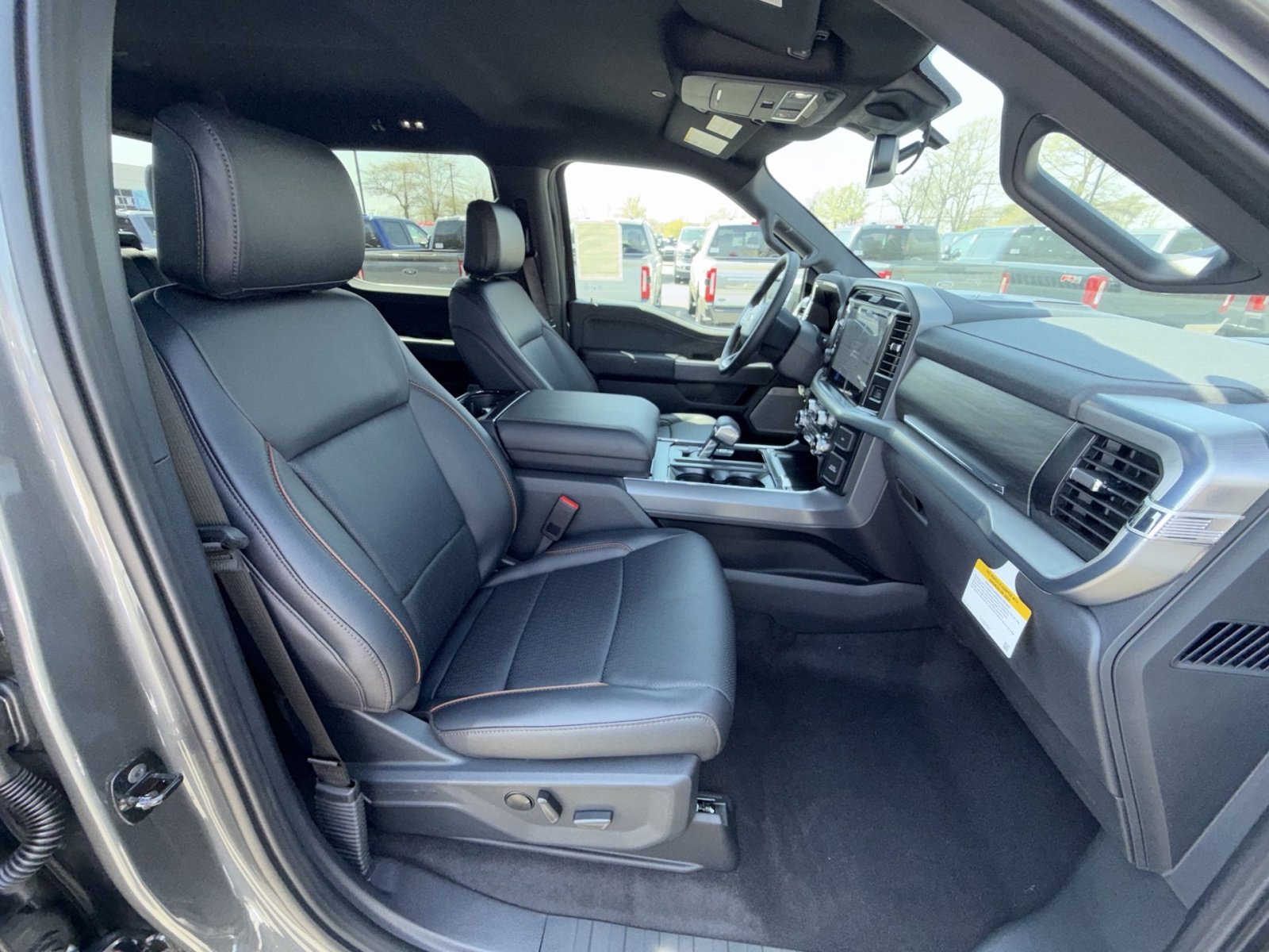 New 2026 Ford F150 Lariat w/ Equipment Group 501A Mid image 27