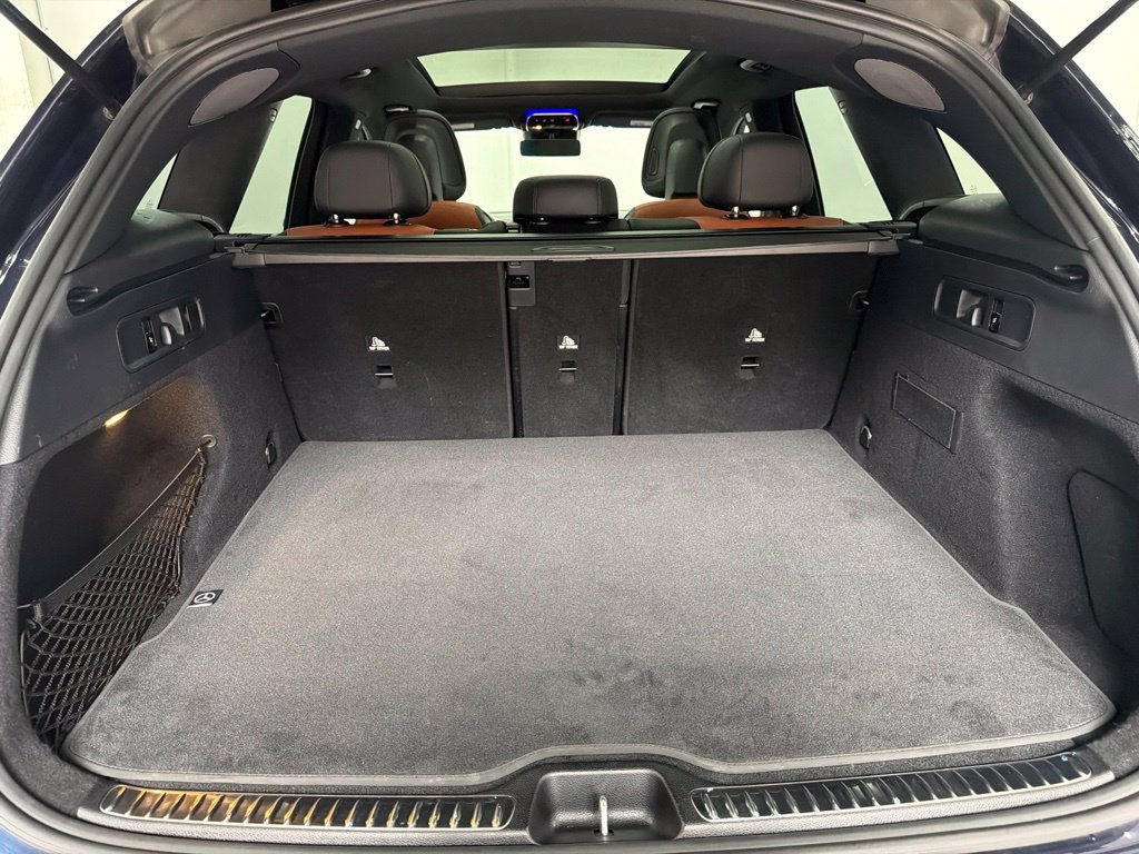 Used 2023 Mercedes-Benz GLC 300 4MATIC image 25