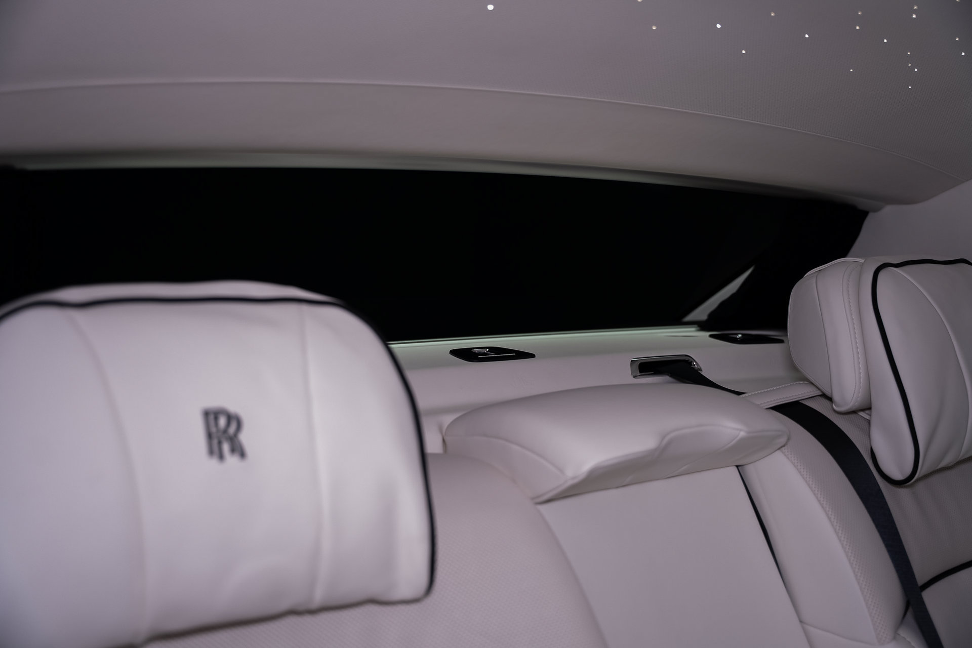 Used 2024 Rolls-Royce Phantom Extended Wheelbase RWD image 77