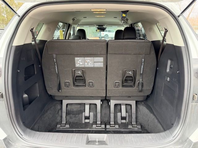 Used 2025 Kia Carnival image 27