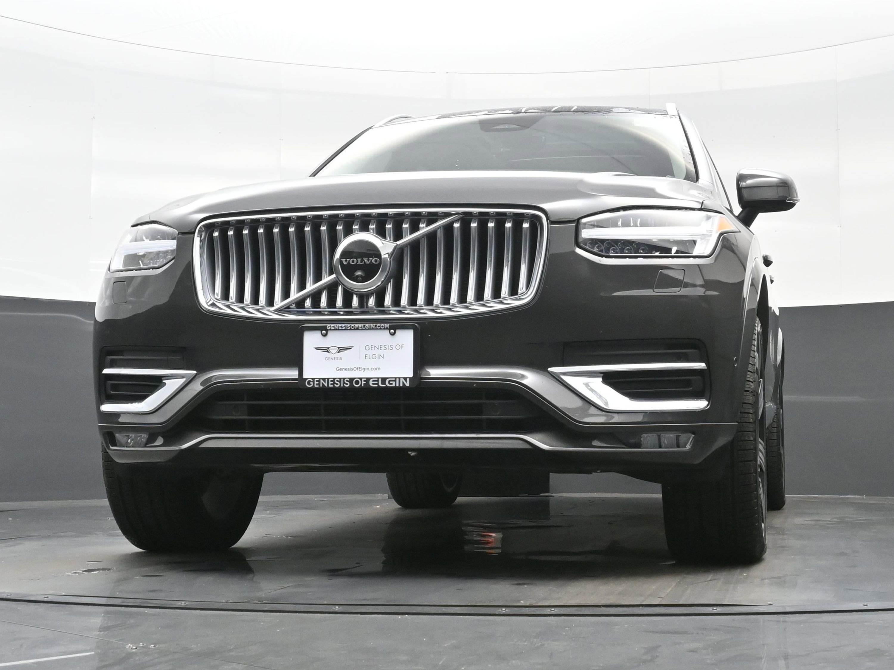 Used 2025 Volvo XC90 B6 Ultra w/ Protection Package image 28
