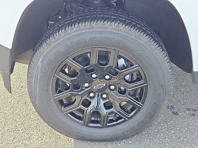 Used 2025 Chevrolet Colorado W/T w/ WT Custom Package image 34