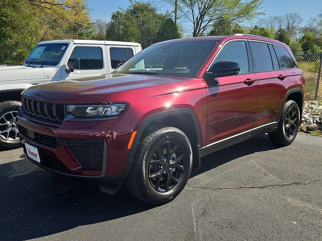 New 2026 Jeep Grand Cherokee Altitude AWD/4WD image 2
