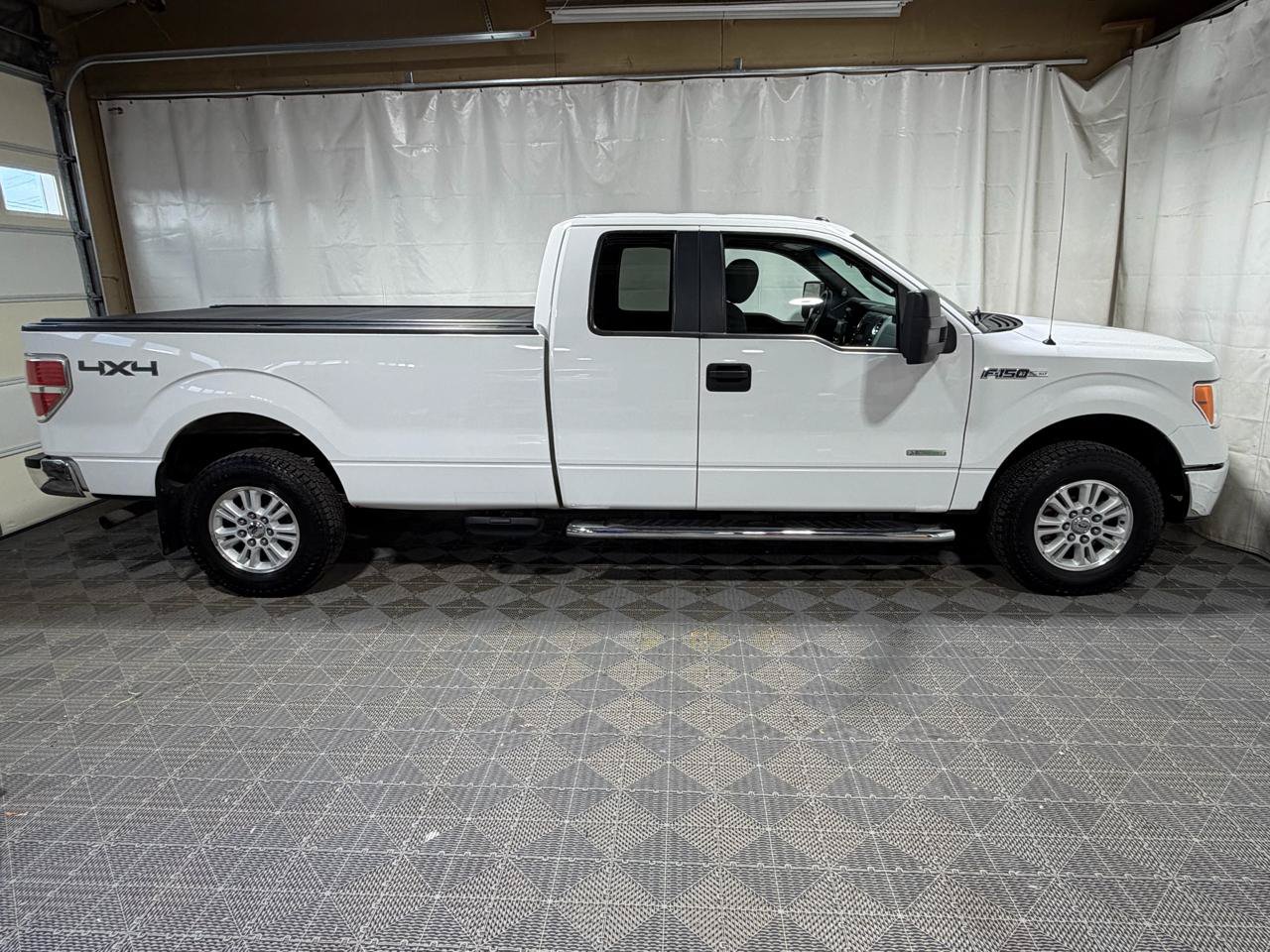 Used 2014 Ford F150 XLT AWD/4WD image 8