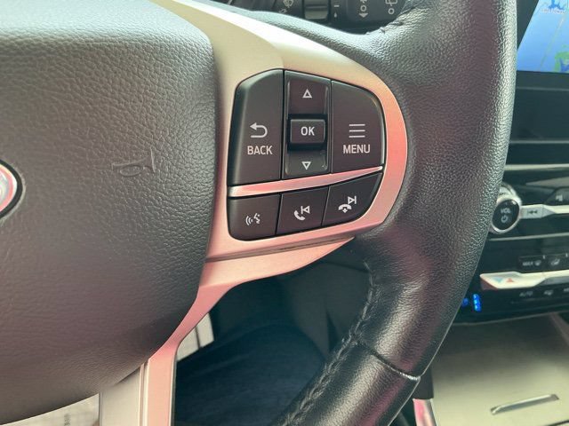 Used 2022 Ford Explorer Limited w/ Equipment Group 301A AWD/4WD image 31