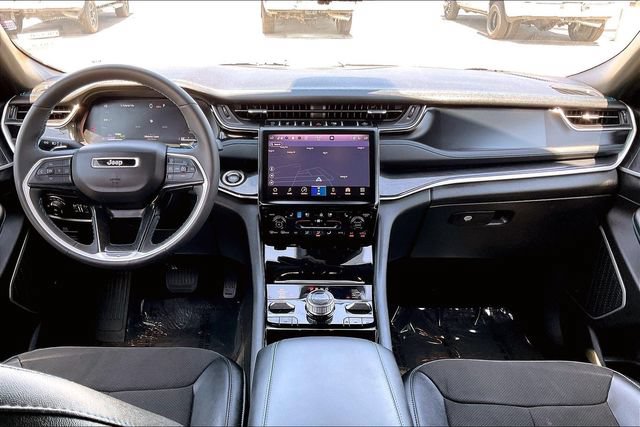 Used 2023 Jeep Grand Cherokee Trailhawk w/ Advanced Protech Group II AWD/4WD image 15