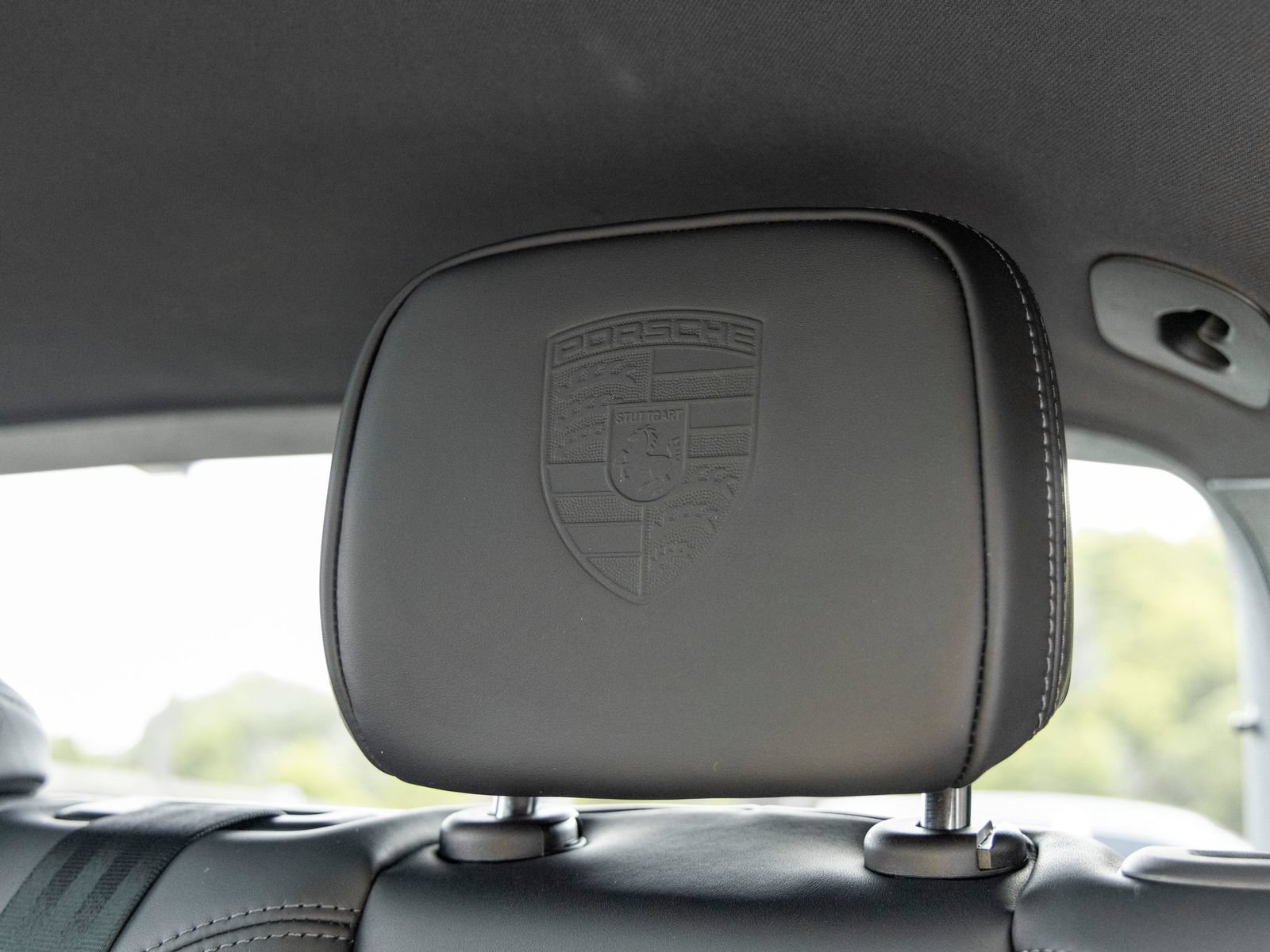 Certified 2026 Porsche Macan AWD/4WD image 52