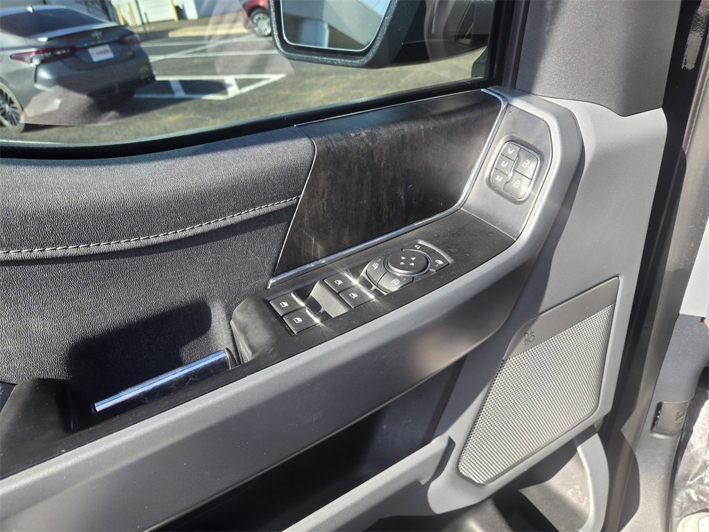 Used 2022 Ford F150 Lariat w/ Equipment Group 501A Mid image 12