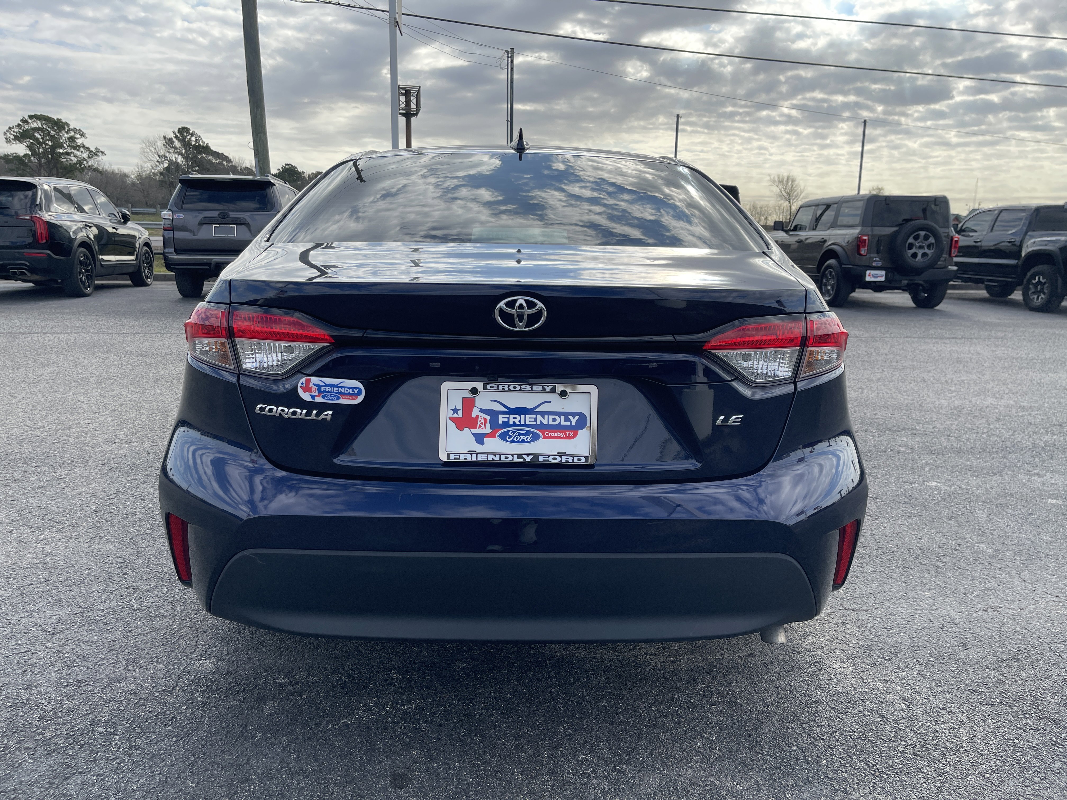 Used 2024 Toyota Corolla LE image 3