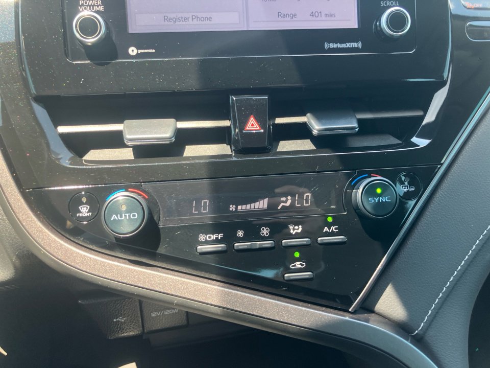 Used 2024 Toyota Camry SE FWD image 22