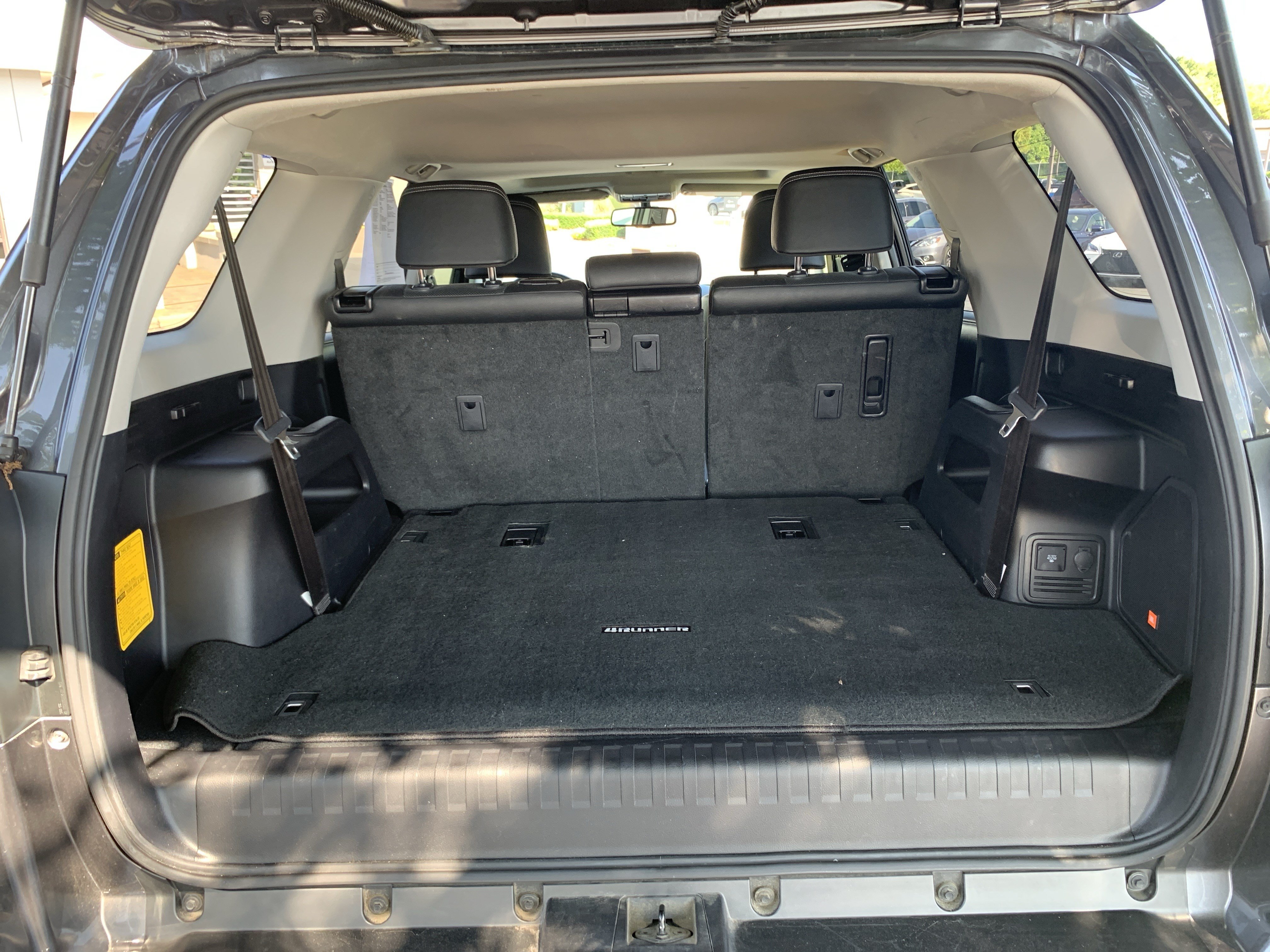 Used 2019 Toyota 4Runner Limited AWD/4WD image 34